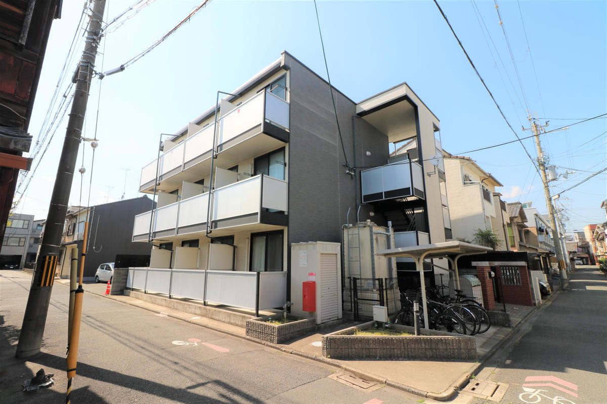 Exterior Image