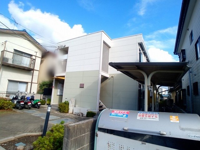 Exterior Image
