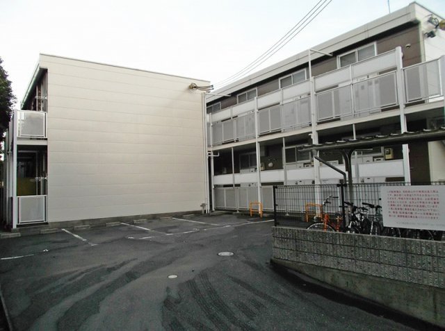 Exterior Image