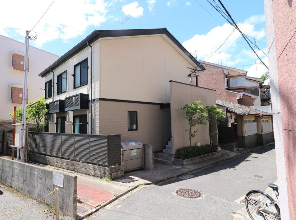 Exterior Image