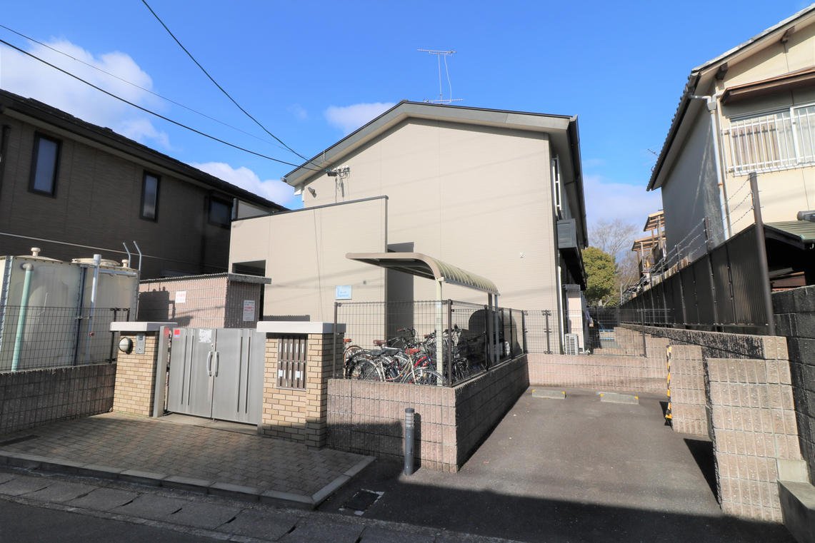 Exterior Image