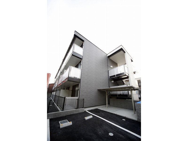 Exterior Image