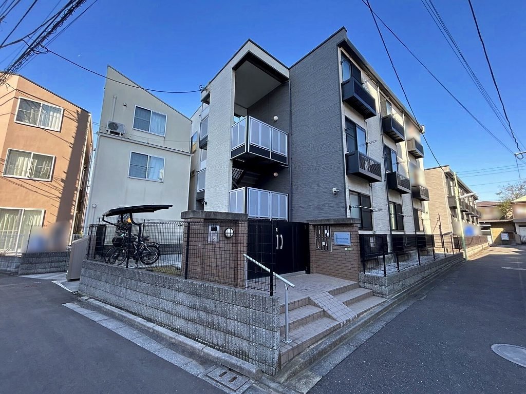 Exterior Image