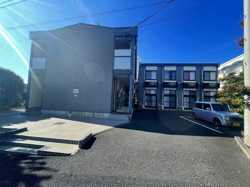 Exterior Image