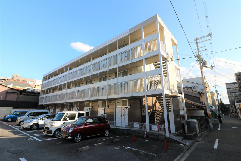 Exterior Image