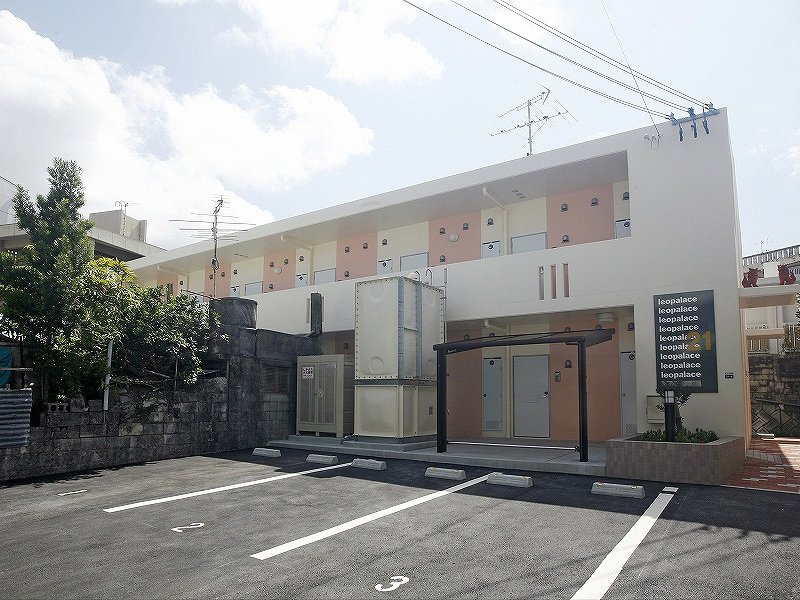 Exterior Image