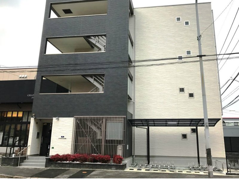 Exterior Image