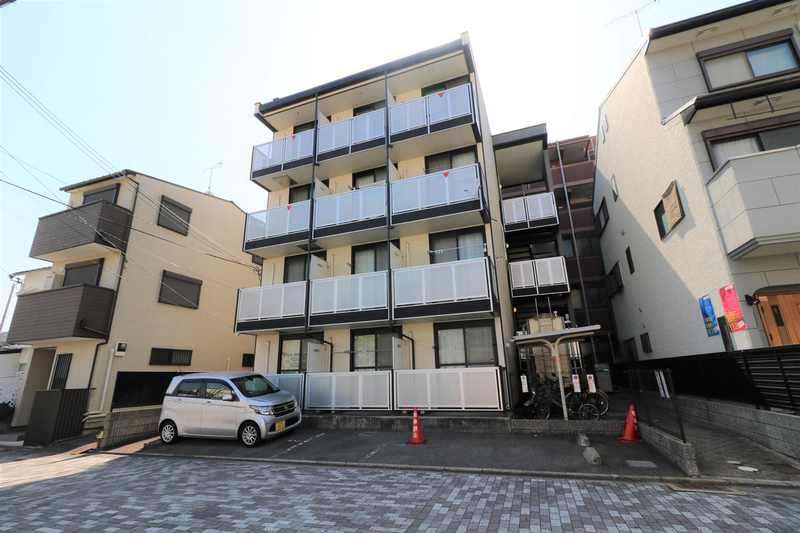 Exterior Image