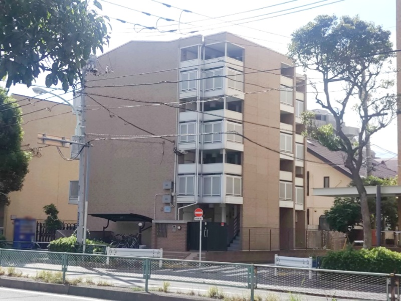Exterior Image