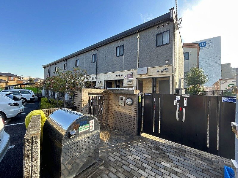 Exterior Image