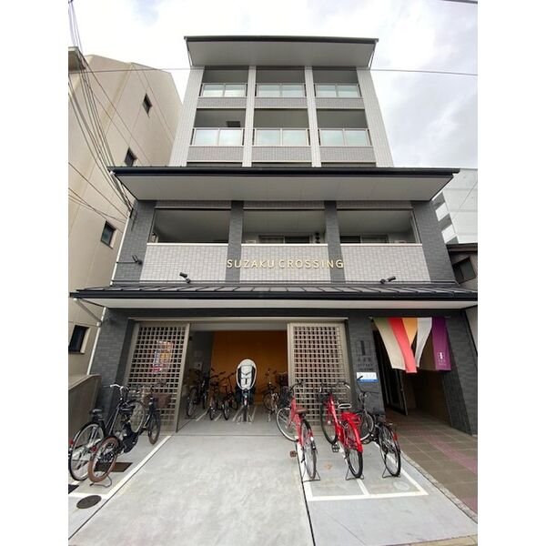 Exterior Image