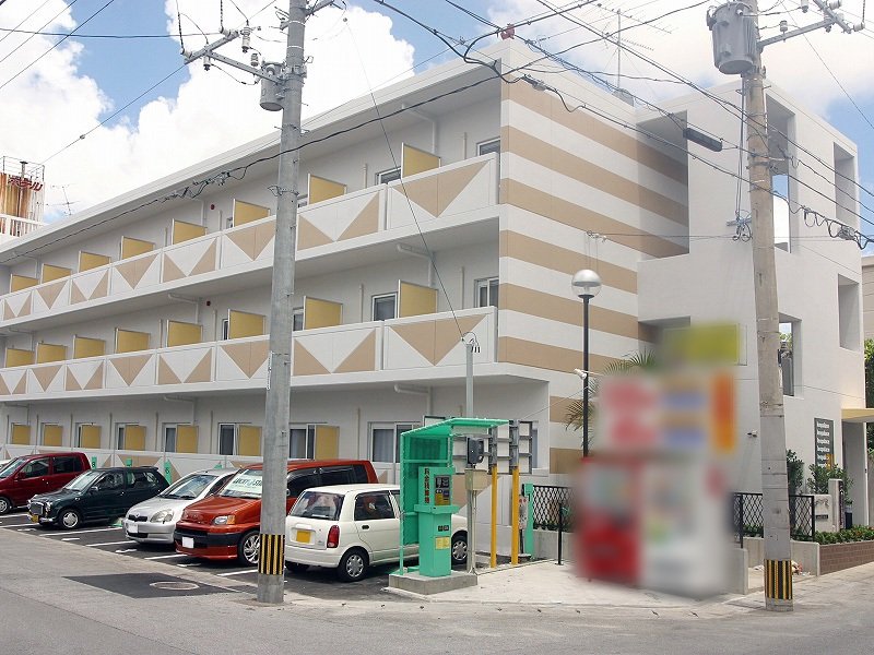 Exterior Image