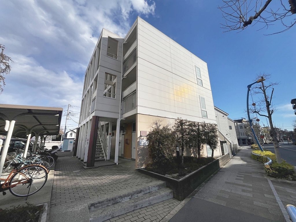 Exterior Image