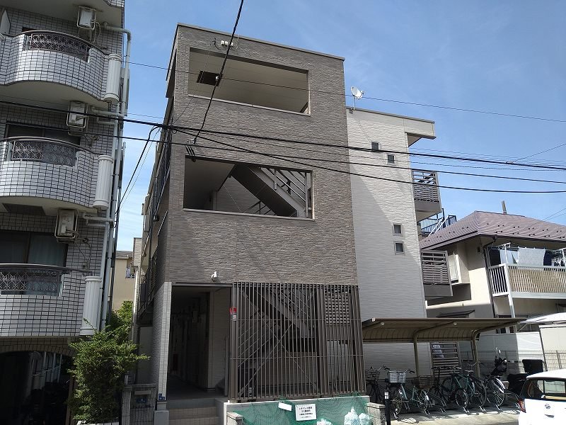 Exterior Image