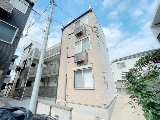 Exterior Image