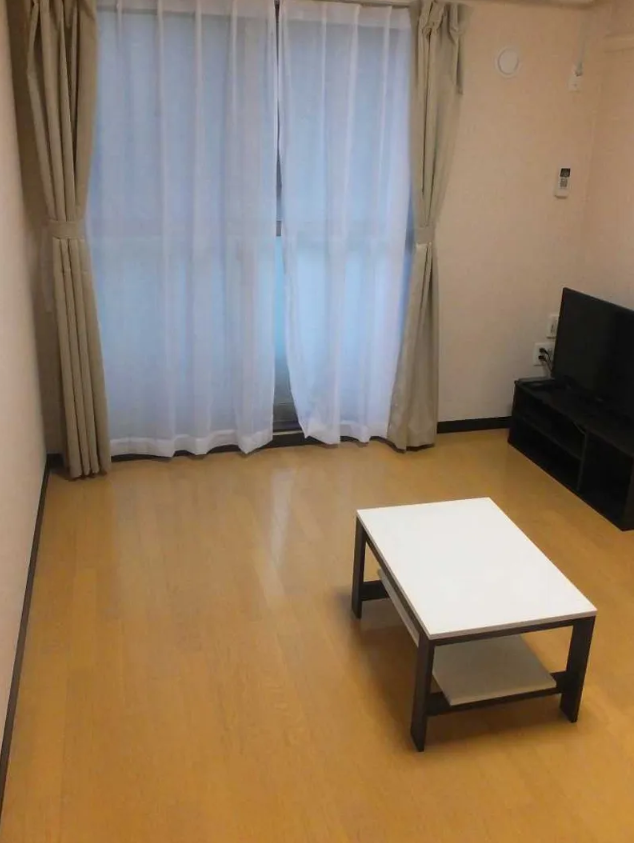 居間