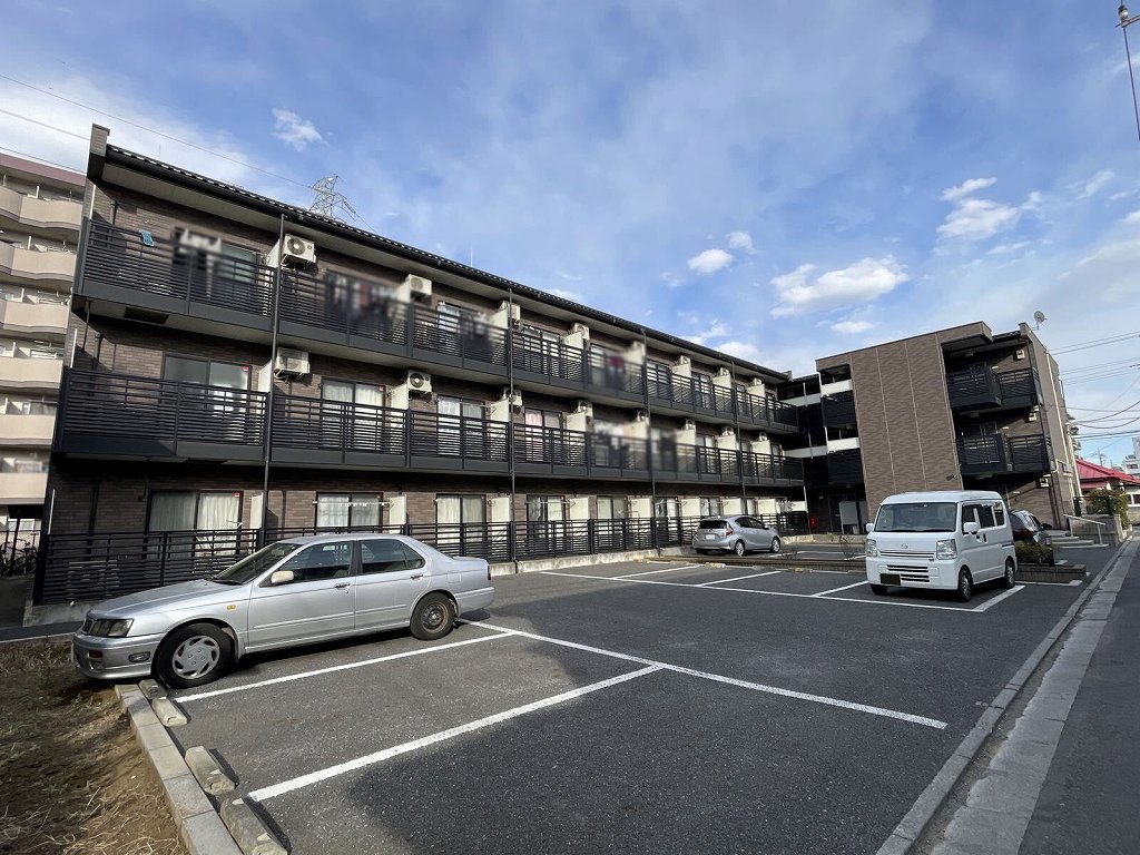 Exterior Image