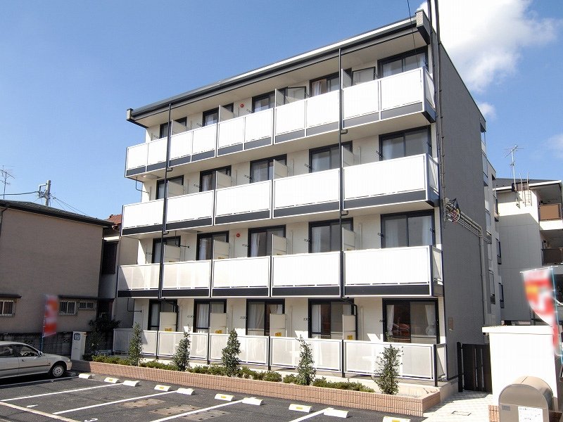 Exterior Image